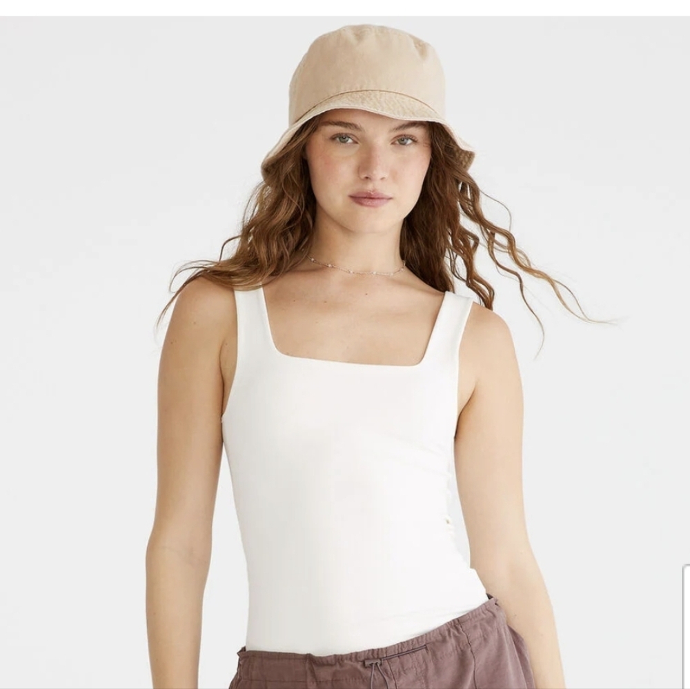 🌺 Aeropostale - Seriously Soft Sculpt Square-Neck Tank